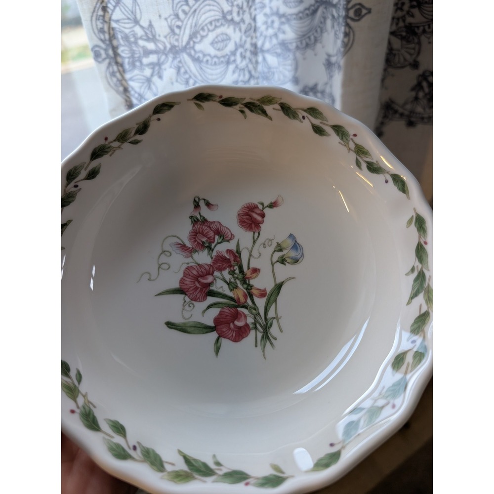 Noritake Gourmet Garden: Soup / Cereal Bowl, 7 1/2", Sweet Pea